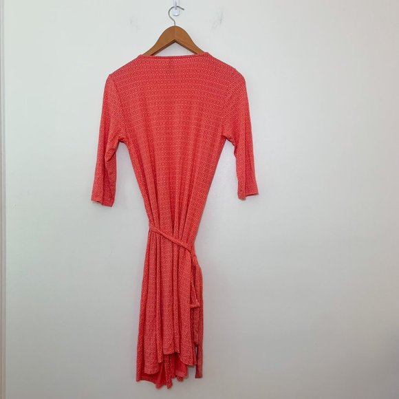 Seraphine Maternity Nursing Knit Wrap Tie Dress Geometric Coral Print, Size 8 - Picture 2 of 9